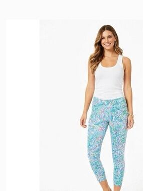 NWT Lilly Pulitzer - Aqua La Vista Midi Leggings:   Size XS